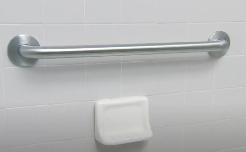 Where to Install Grab Bars on Wall Around Bathtub