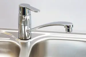 Possible Reasons to Remove Bathroom Sink Faucet Handle